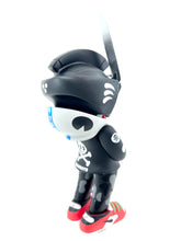 Load image into Gallery viewer, Deadbots TEQ63 - Martian Toys x Quiccs x Kidrobot 6&quot;
