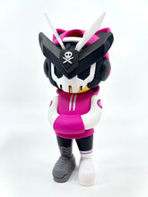 Load image into Gallery viewer, Abiru Pink TEQ63 - Martian Toys by Quiccs 6&quot;
