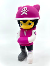Load image into Gallery viewer, Abiru Pink TEQ63 - Martian Toys by Quiccs 6&quot;
