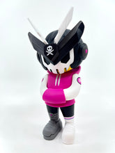 Load image into Gallery viewer, Abiru Pink TEQ63 - Martian Toys by Quiccs 6&quot;
