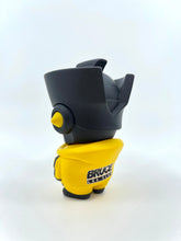 Load image into Gallery viewer, Bruce Lee Club Nano Zeta TEQ63 - Toy Station x Devil Toys by Quiccs 3&quot;

