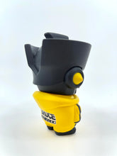 Load image into Gallery viewer, Bruce Lee Club Nano Zeta TEQ63 - Toy Station x Devil Toys by Quiccs 3&quot;
