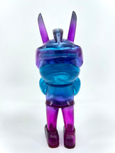 Load image into Gallery viewer, Oil Slick TEQ63 - Martian Toys by Quiccs 6&quot;
