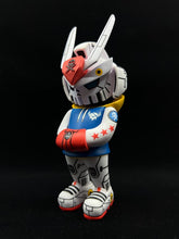 Load image into Gallery viewer, Boys Don’t Cry Gundam TEQ63 - by Nakanari x Martian Toys by Quiccs 6&quot;
